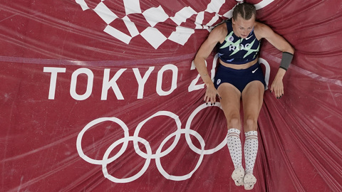 Прыгунья с шестом Анжелика Сидорова выиграла турнир в Клермоне