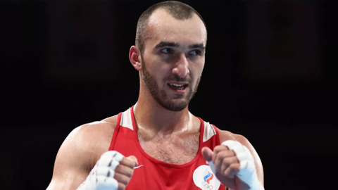 Боксер Гаджимагомедов выиграл золото чемпионата мира