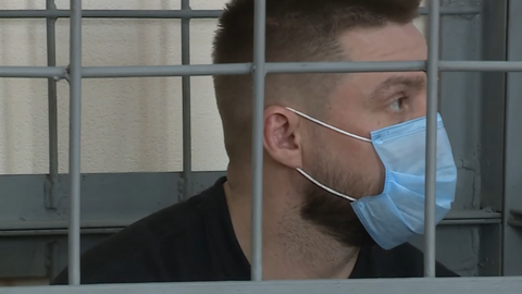 Новосибирцу придется заплатить за пьяные "выкрутасы" в аэропорту Толмачево