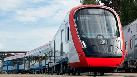 Движение поездов по центральному участку D2 восстановлено