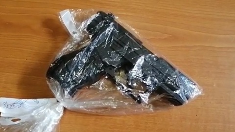 Папа школьницы нашел у себя железный аргумент в защиту дочери