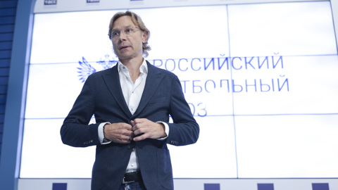 Карпин назовет расширенный состав сборной России 20 сентября