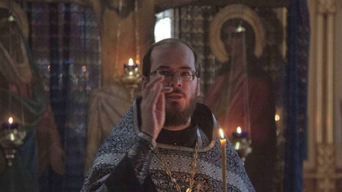 Богадельня, гудбай, спасибо и хэппи-энд: новосибирский священник устроил гив в Instagram