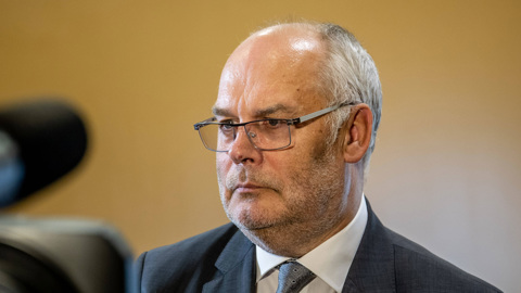 Президент Эстонии заявил, что советский танк-памятник ссорил людей