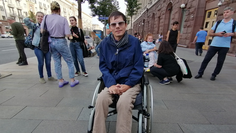 Пациенты со СМА: лечить нужно каждого, если это положено по закону