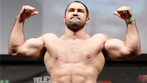 "Нужна свежая кровь". UFC пополнился новым бойцом из России