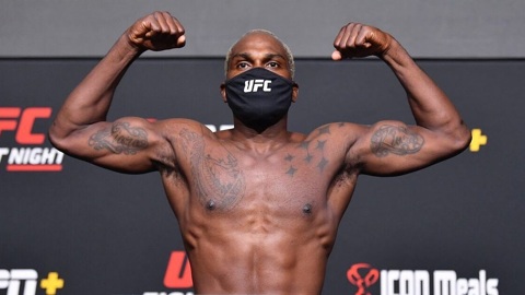 Брансон "задушил" Тилла в главном бою турнира UFC