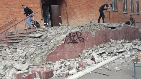 "Обрушение" лестницы в корпусе ВГУ оказалось запланированным