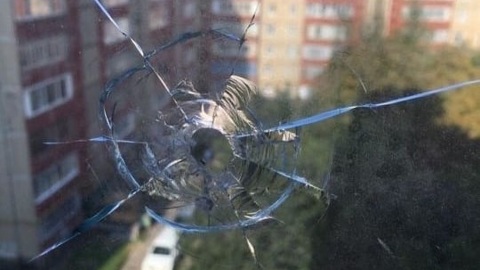 В Ставрополе хулиганы обстреляли в окно многоэтажки