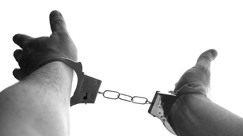 Житель Самары нанес старому знакомому 22 удара ножом