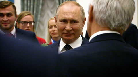 Мгновенное решение президента: паралимпийцы получили машины. Москва. Кремль. Путин