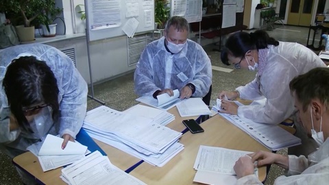 Выборы: обработка бюллетеней идет полным ходом