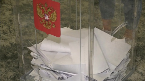 Лидерство на региональных выборах сохраняют действующие главы