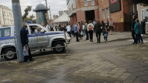 Полиция обследовала здание медуниверситета в Краснодаре после сигнала о минировании