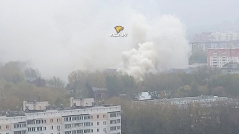 "Дышать нечем": жители одного из районов Новосибирска пожаловались на дым