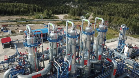 Китай хочет увеличить доли в энергетических и сырьевых компаниях России