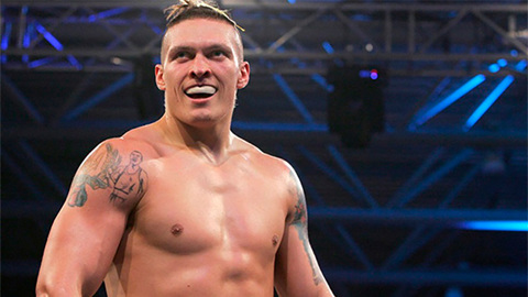 Усик признан боксером года по версии WBO