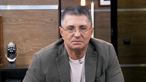 Доктор Мясников рассказал, когда ждать "омикрон" в России: "Придет с точностью 100%"