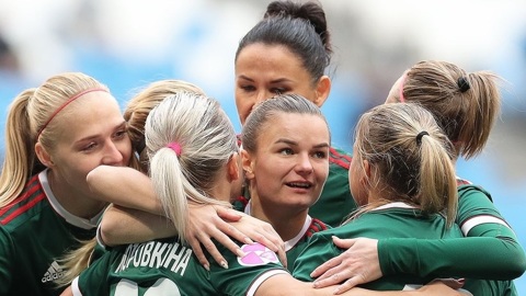 Футболистки "Локомотива" выиграли второй Кубок России подряд