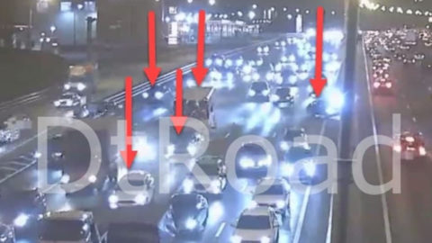 На МКАД из-за столкновения 8 автомобилей оказались перекрыты три полосы
