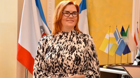 Экс-главу горсовета Евпатории Олесю Харитоненко исключили из Госсовета