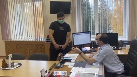 В Тюмени задержан водитель, проехавший по мосту Влюбленных