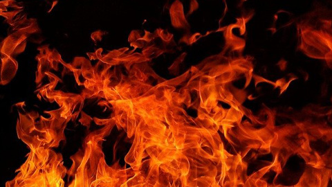 В Благовещенске пенсионер случайно сжег сожительницу