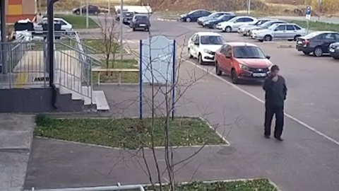 Склонявшего девочек к интимной близости мужчину поймали в Нижнекамске