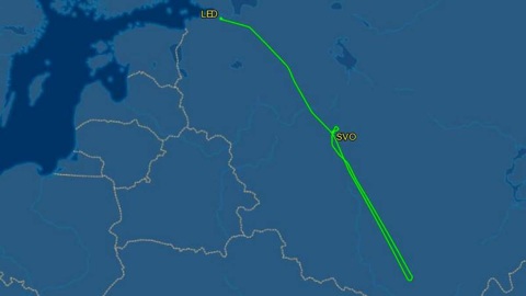 Sukhoi SSJ-100 совершил вынужденную посадку в Москве