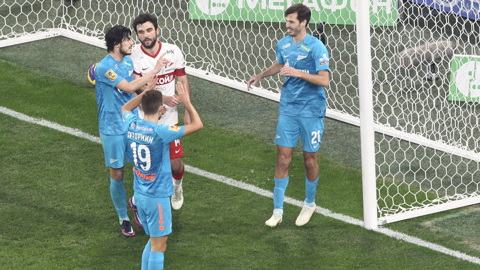 "Зенит" – "Спартак" – 7:1. Интрига прожила недолго