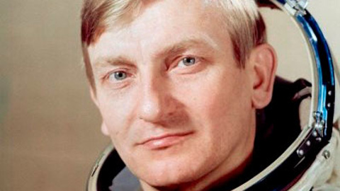 Единственный польский космонавт в 80 лет попался пьяным за рулем