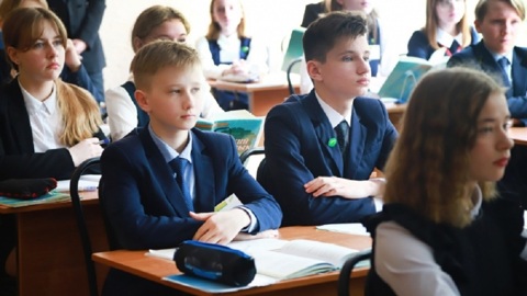 Липецкие школьники вернутся с дистанционного обучения 8 ноября