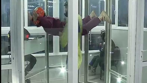 В Оренбурге детей с ДЦП реабилитируют при помощи полетов в аэротрубе