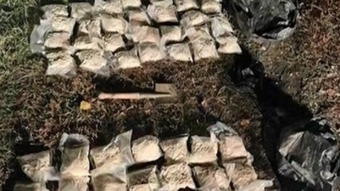 Тульские полицейские с помощью телефона закладчика нашли 30 кг наркотиков