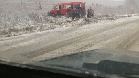 Микроавтобус с пассажирами перевернулся во Владимирской области