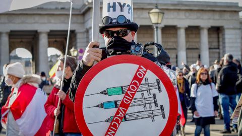 В Вене проходит многотысячная демонстрация против ограничительных мер