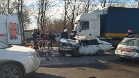 Подросток и двое взрослых погибли в ДТП в Таганроге