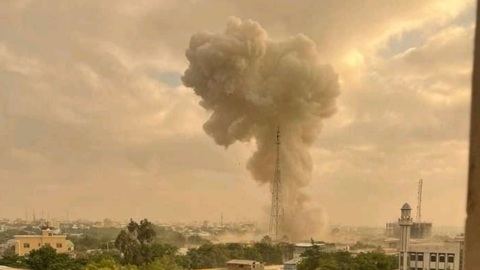 9 человек погибли при взрыве в столице Сомали
