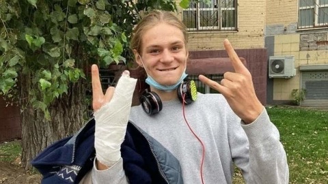 Справившего нужду на портрет ветерана москвича взяли под стражу