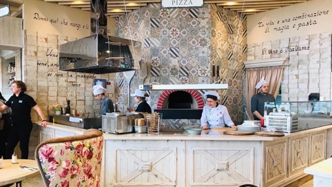 ФАС возмущена высокими ценами в ресторанах "Росинтер" в "Шереметьево"