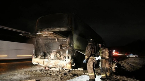 На Урале загорелся пассажирский автобус