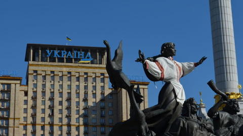 Протестующие против вакцинации от COVID-19 перекрыли трассу Киев – Харьков