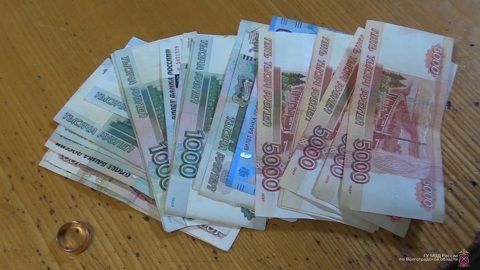 В Волгограде псевдосоцработницы обчищали дома пенсионеров
