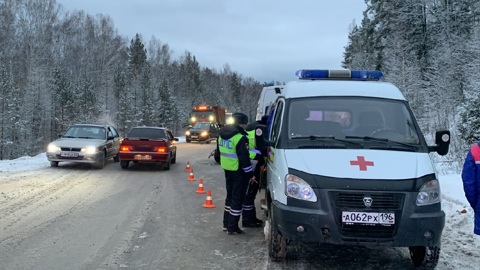 Дети пострадали в серьезном ДТП под Екатеринбургом