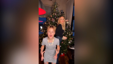 Видео из Сети. Глюкоза с младшей дочерью