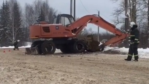 Закопавший трех человек на своем участке экс-полицейский умер в больнице