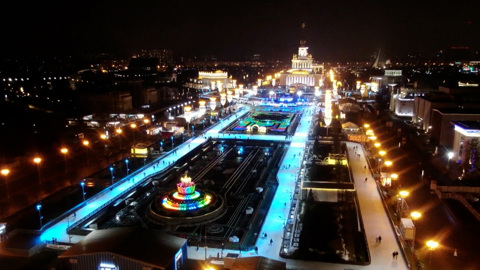 Три крупнейших в мире катка откроются в Москве 25 ноября