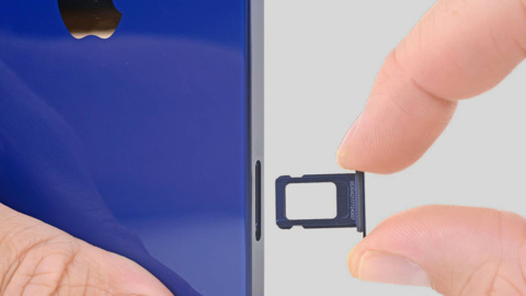 iPhone 14 лишат слота для SIM-карт