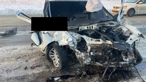 В лобовом ДТП на самарской трассе погибли трое