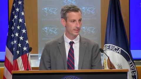 Госдеп: США будут поставлять оружие Украине несмотря на предостережения России